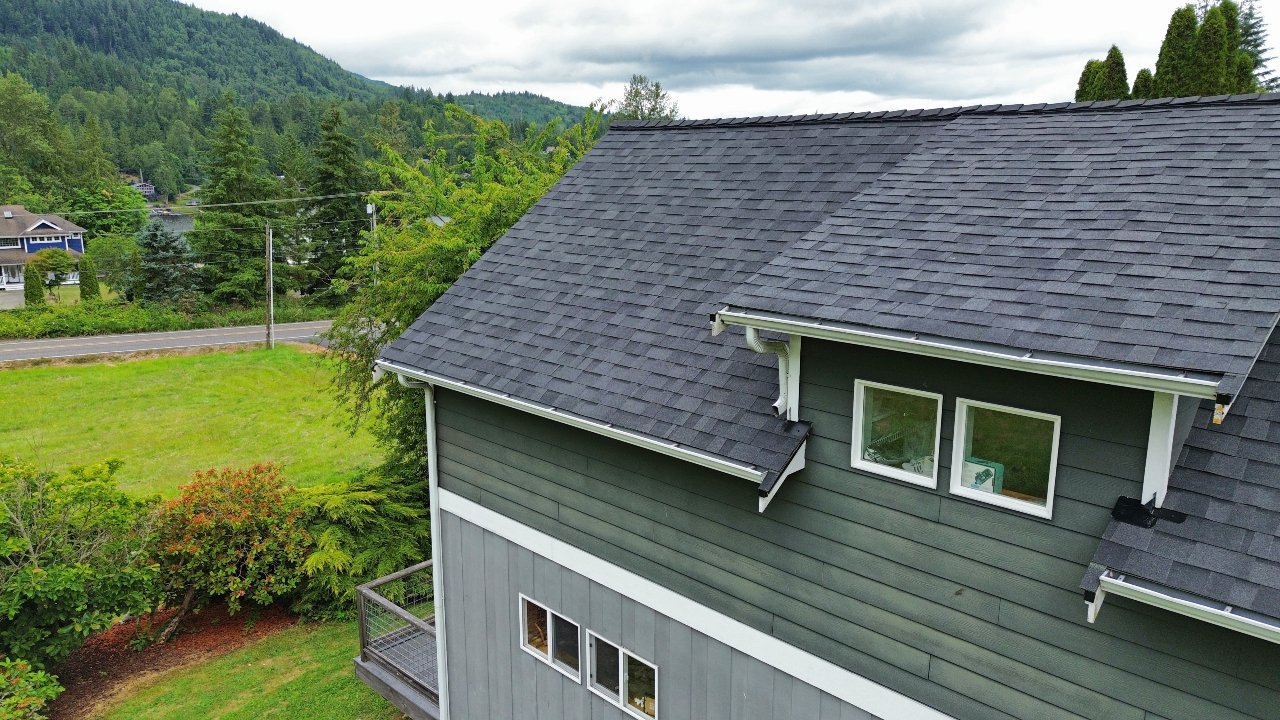 Wallace Roofing & Exterior Construction roofing and exterior project 19 in Lake Stevens and Snohomish County, WA