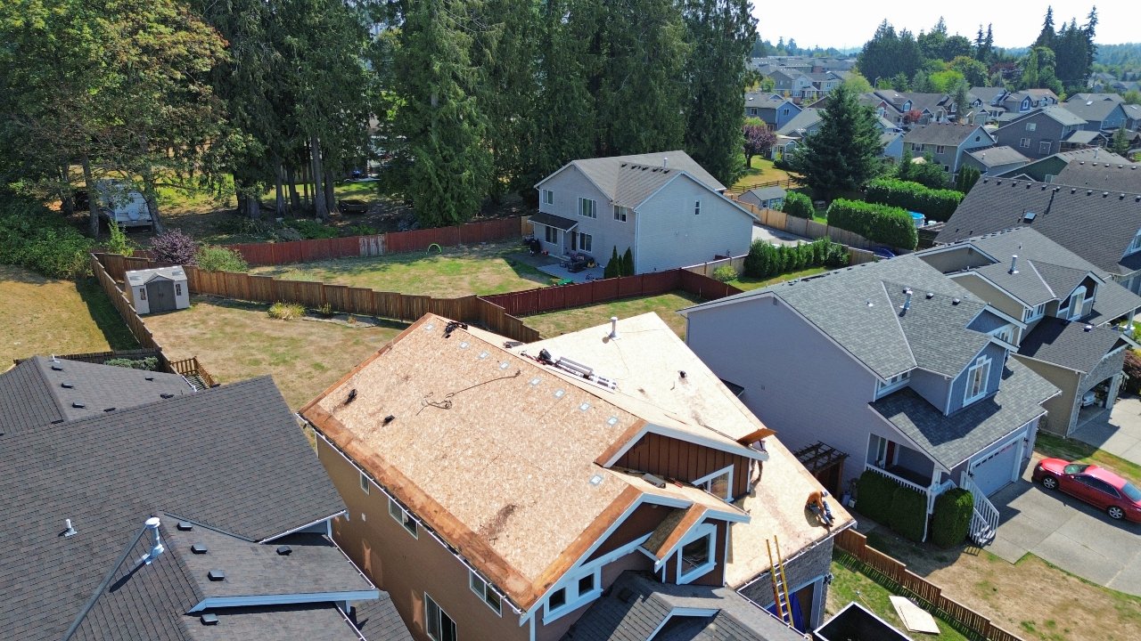 Wallace Roofing & Exterior Construction roofing and exterior project 28 in Lake Stevens and Snohomish County, WA