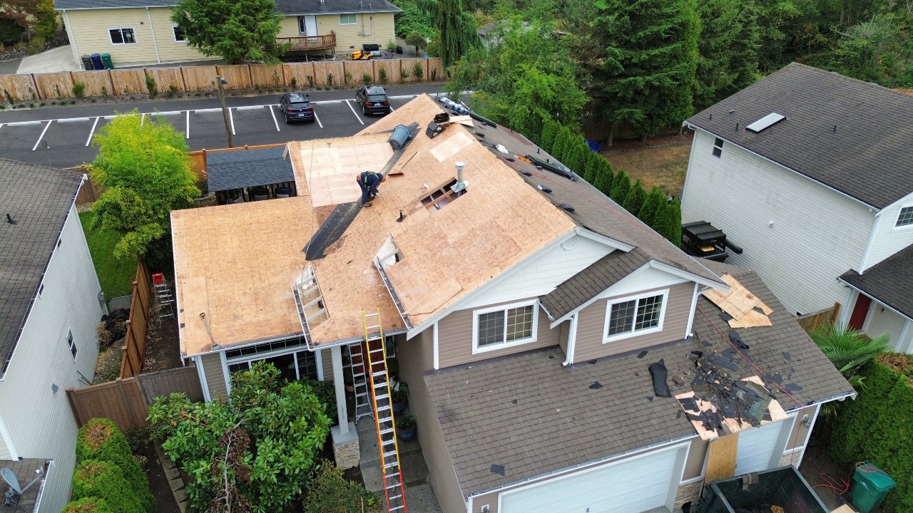 Wallace Roofing & Exterior Construction roofing and exterior project 34 in Lake Stevens and Snohomish County, WA