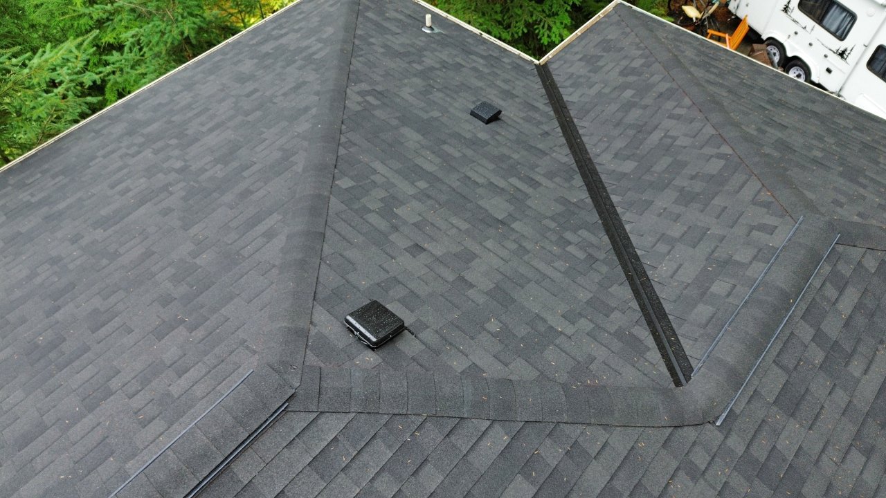 Wallace Roofing & Exterior Construction roofing and exterior project 66 in Lake Stevens and Snohomish County, WA