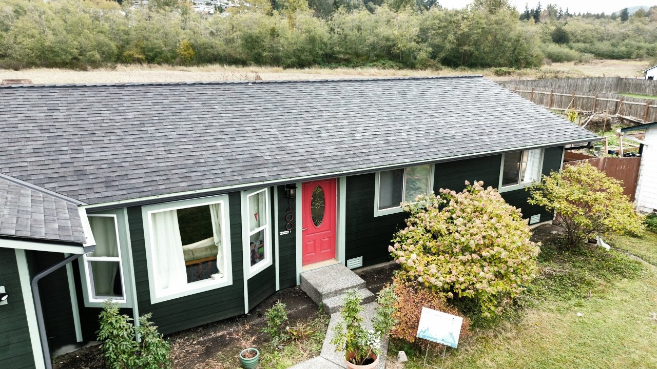 Wallace Roofing & Exterior Construction roofing and exterior project 70 in Lake Stevens and Snohomish County, WA